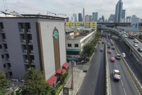 Отель Bangkok City Suite  Бангкок
